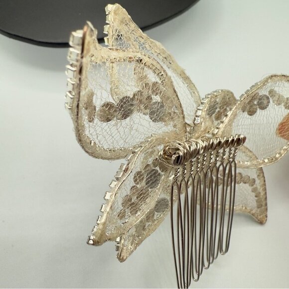 Wedding Floral Hair Comb - Veil Clip - Picture 10 of 16